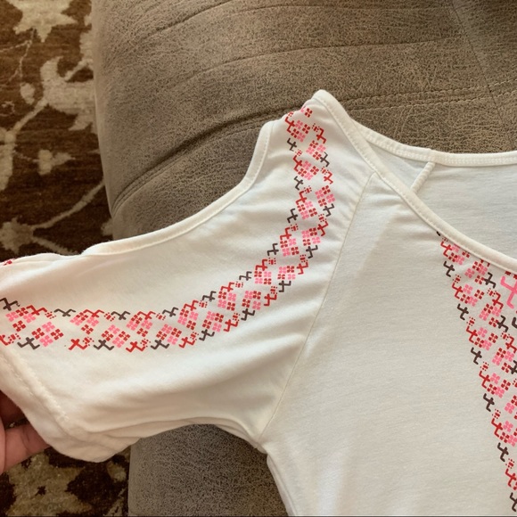 White Cold Shoulder Peasant Blouse - Picture 3 of 4